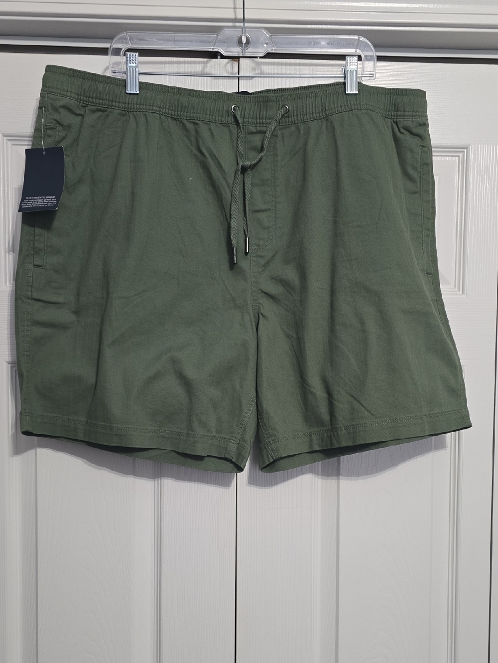🆕️ GAP Men's Olive Drawstring Athletic Shorts